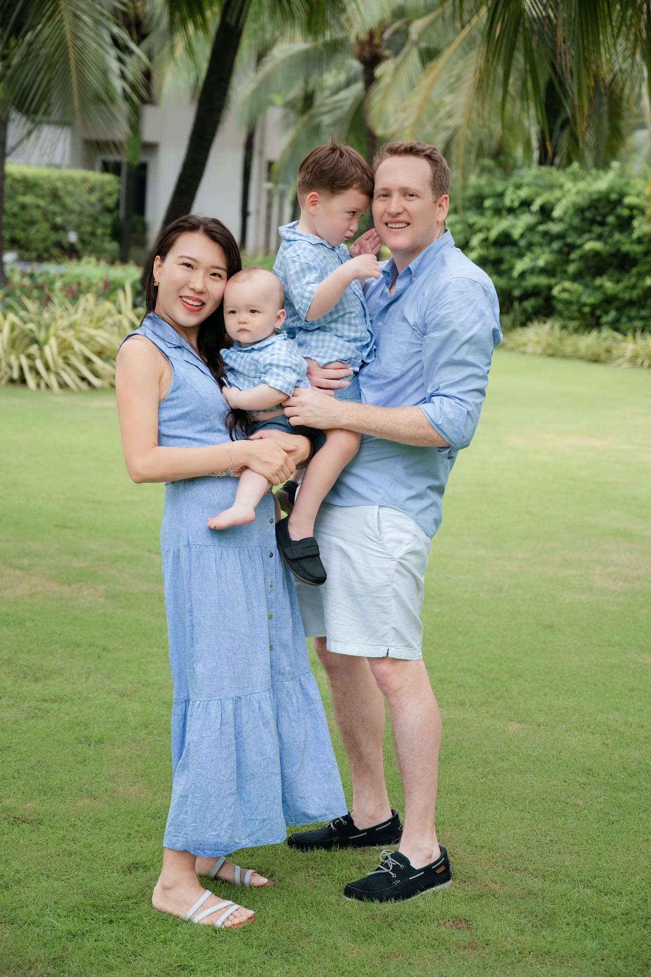 Gia đình tại Villa